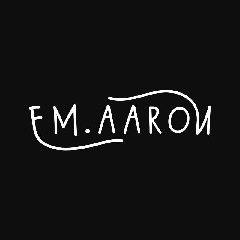 emaaron.com favicon